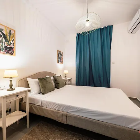 A Bright & Beautiful Apartamento